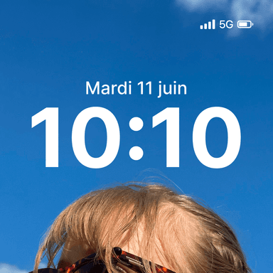 10:10 Icon